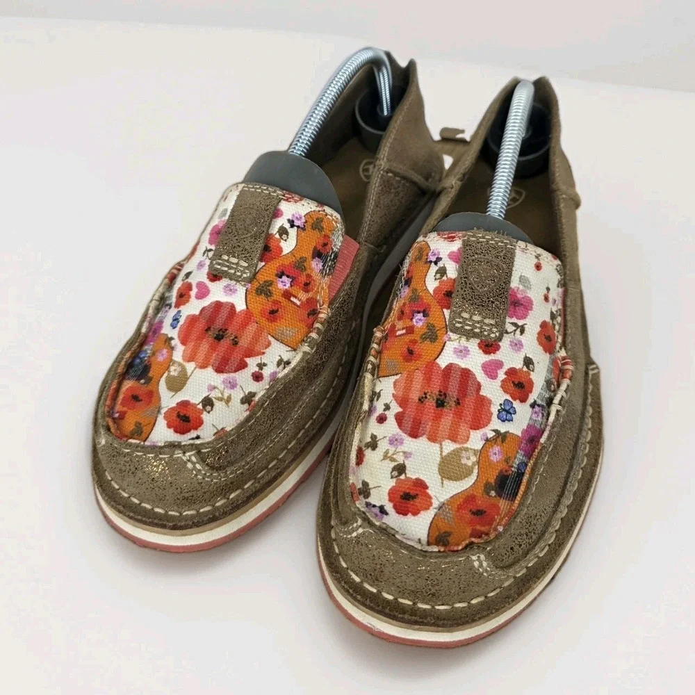 Ariat Women's 9B Cruiser Copper Metallic Suede Floral  Poppies Guitar Print